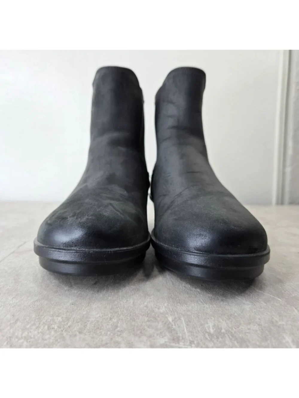 ECCO Chelsea Boots 5-5.5 Black Nubuck Leather Comfort Pull On Low Wedge Booties‎